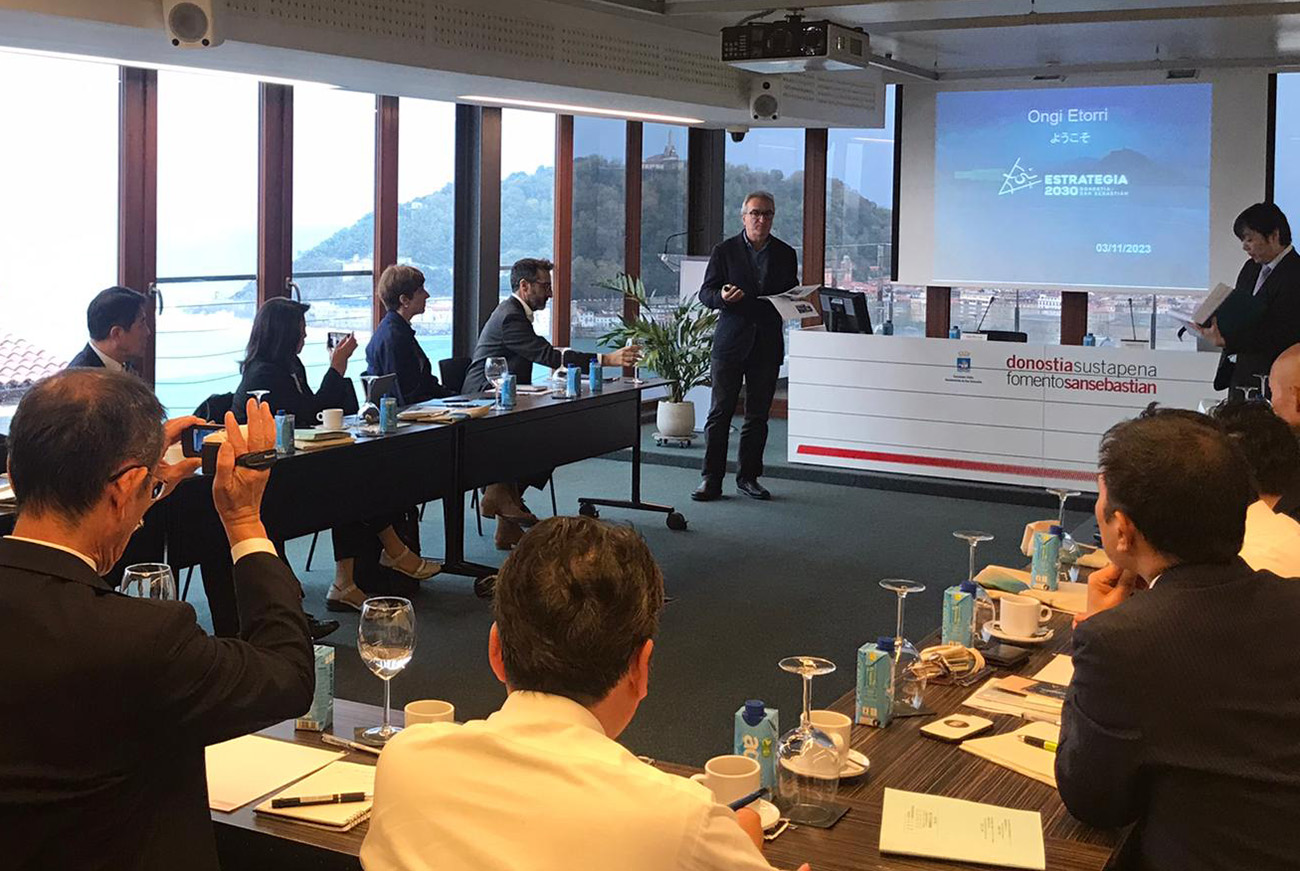 La delegación de la Prefectura de Aichi visita Euskadi como referente en la promoción de ciudades inteligentes