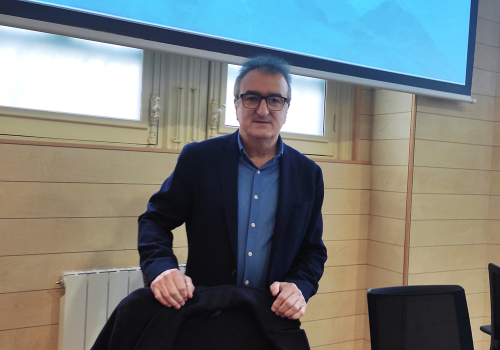 Conferencia sobre el Plan Estratégico 2030 en la Asociación Eragin