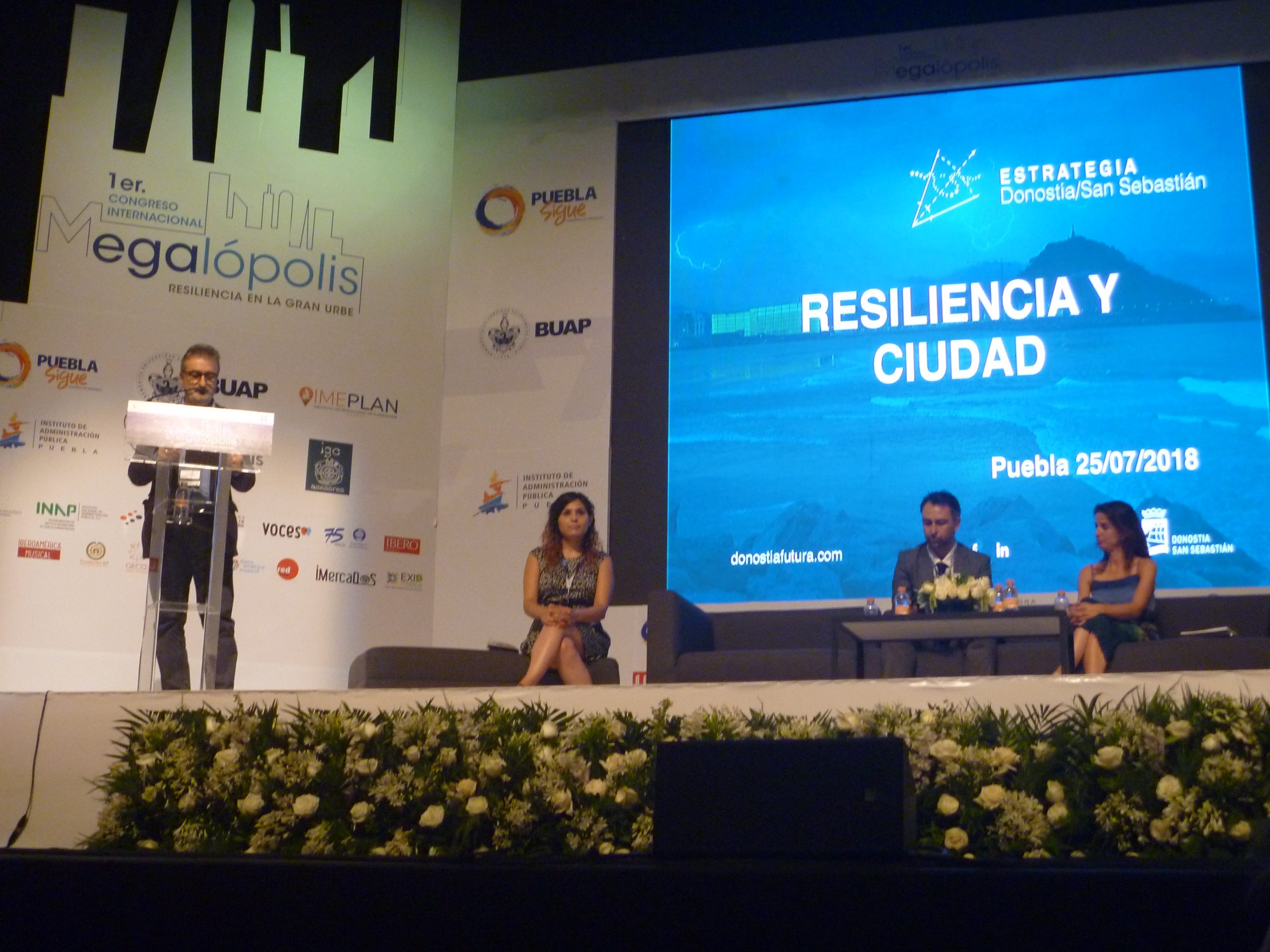 Mexikoko Megalópolis Kongresuan parte hartu dugu hiri handiko erresilientziaren gainean hitz eginez